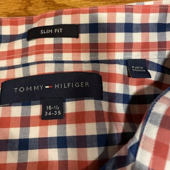 2 for $12 Tommy Hilfiger Slim Fit Shirt. Add to 2 for $12 bundle for discount. - Picture 2 of 3